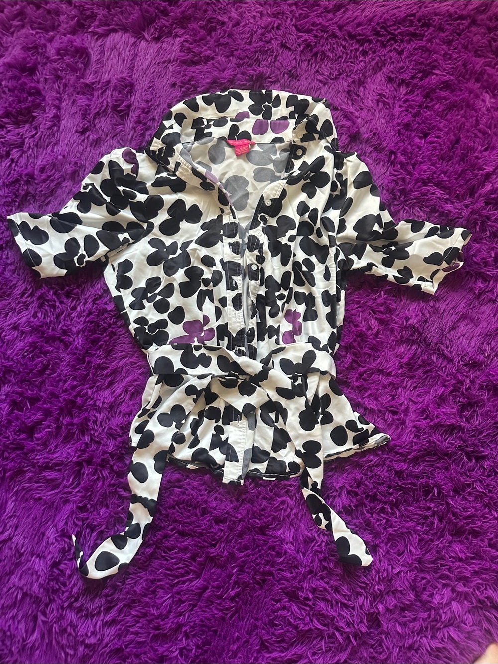 Sunny Leigh Black White Gray Floral Blouse
